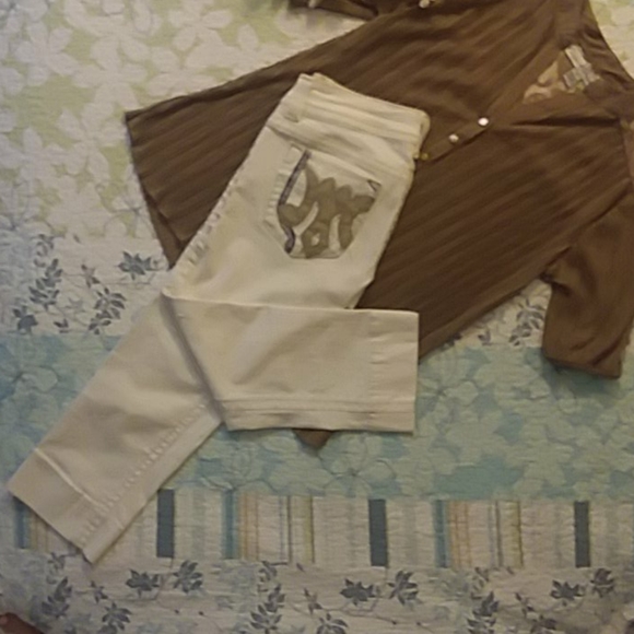 🌼MEK DENIM capri white jeans 🌼 - Picture 2 of 16